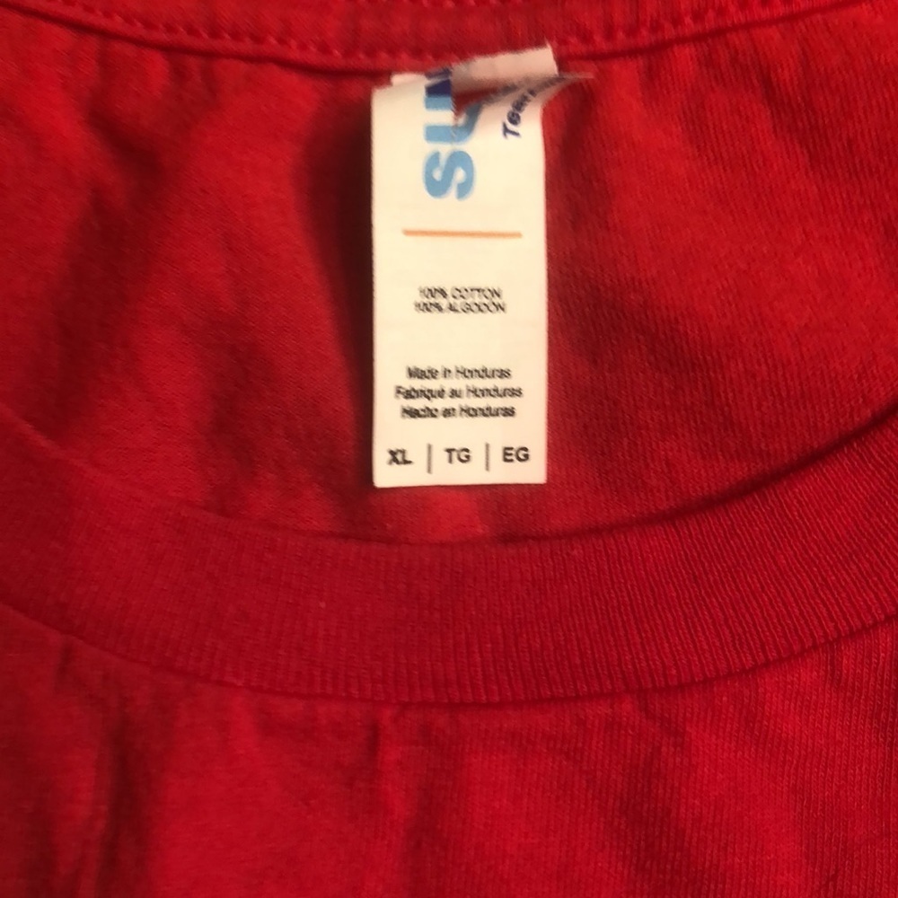 Kansas City Chiefs Football Tee Shirt - Picture 5 of 7